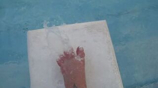 Feet In a Fountain
