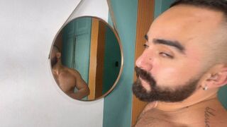 SHOWING OFF MY MUSCULAR BODY PART 1 BY DOUGLAS GREEN CAM BY JAK FULL HD
