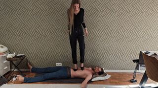 Bending your ribs -Lena-