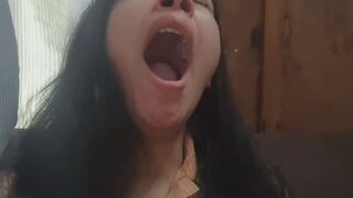 Close-Up Yawn.