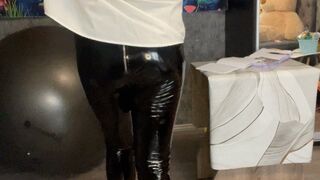 Hot play in latex with yoga ball