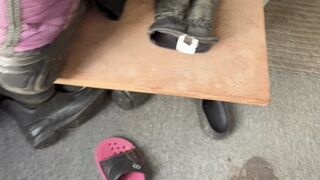 cute girl hana walk to garden piss water by hairy pussy