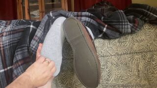 Playing with Itchy Feet IV - tickling big wide feet with itching powder in the socks