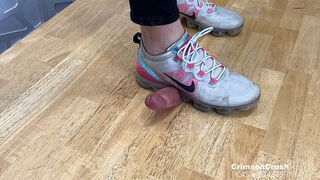 Leak for my Vapormax and AF1 s - Censored