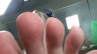 Fanyu's giant feet (Tiny3DX 80)