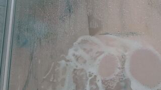 SHOWER FINDOM DRAIN