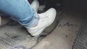 Crankingrevvingfeet