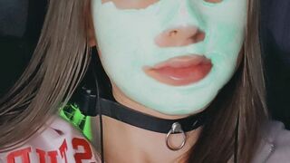 GlitterGiiiirl Shocks Herself with Shock Collar – Intense Self-Electro Play