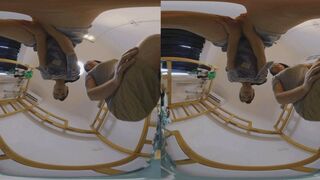 NEW 3D VR360 GIANTESS GAOYU and MARTINA buttocks flattened the dwarf towards