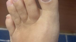 Wrinkles on bare heels and feet.
