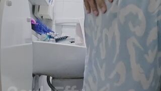 Ssbbw morning routine: peeing & farting