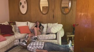 Goddess Ciara's Gamer Footrest