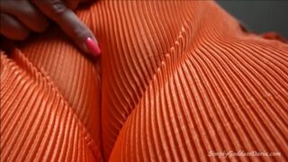 Camel Toe Tease In Silky Pants (720p HD)