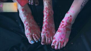 Love How Hot Wax Feels On My Feet