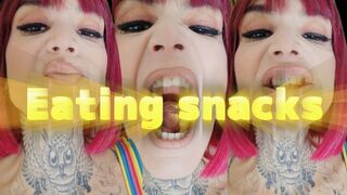 Chewing snack like a beast
