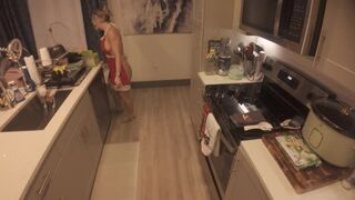 Milf Makes Cookies