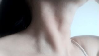 Sliding through the throat Mp4