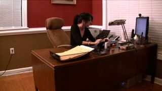 Hotwife Laney The Secretary Sucks And Fucks Her Boss Bareback! mp4