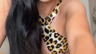 Tits Out, Lips Pouting – This Goddess Decides When You Cum.