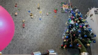 quiet ride on pink gymaball