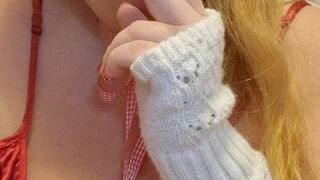 Smoking Mrs. Claus – Dirty Taboo Talk & Dildo Tease