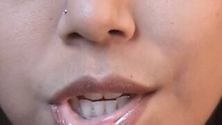 Smoking Close Lips Benson 100's Model Anita 95