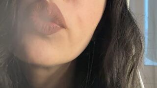Kitchen smoking, every detail in 60fps closeup