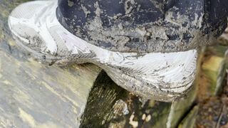 Muddy New Balance 530 Walk