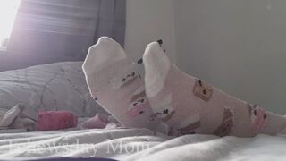 Self love: Fluffy socks, soft hums