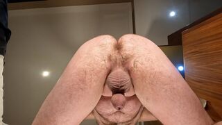 Naked Arsehole Squats for the Camera