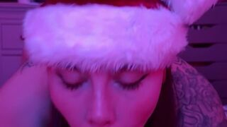 Christmas Blowjob Emptying his sack