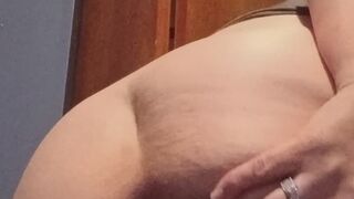 Ass spreading showing off my delicious asshole