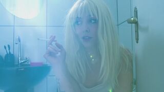 BATHROOM - i smoke with my feet in the toilet and get messy in the shower