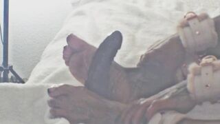 Juicy s foot fetish