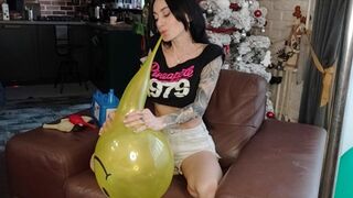B2P on the leather armchair. Fucking and popping balloons
