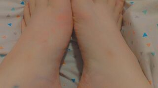 Feet and Lotion Play ????
