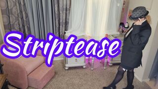 Striptease Inspired By Demi Moore