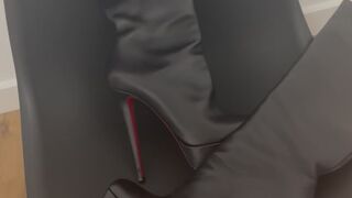 Leatherslave cums on Loubotin Bianca boots