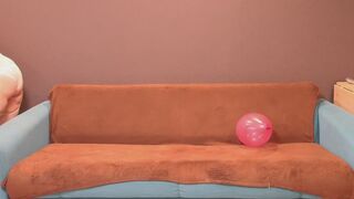 Play to pop with balloons
