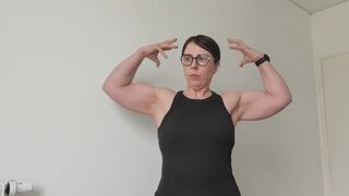 Flex biceps !