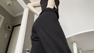 Pad show, clit rubbing!