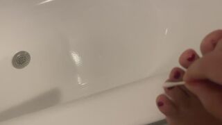 The finishing touch on the left foot