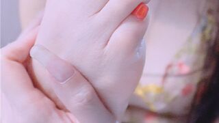 I DO SELF-WORSHIP WITH MY LIGHT ORANGE TOENAILS