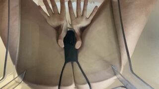 JUICY FARTS on a chair, testing the durability of a new chair - SEXY ass, REAL FARTS - mp4 HD