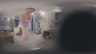 360° VR POV – Shrinking the Robber