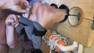 Don't Move or Else from the side - itching powder penalty