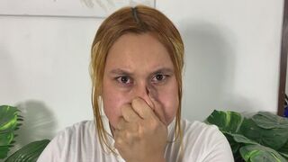 HOLD YOUR BREATH BY PUFFING YOUR CHEEKS