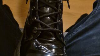 Crotch crushing in heavy boots