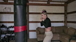 Andi Unleashed : Heavy Bag Therapy Episode #1