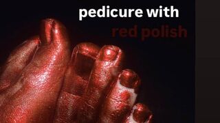 pedicure wich red polish